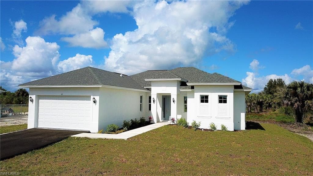 2872 64th Ave NE, Naples, FL 34120-8
