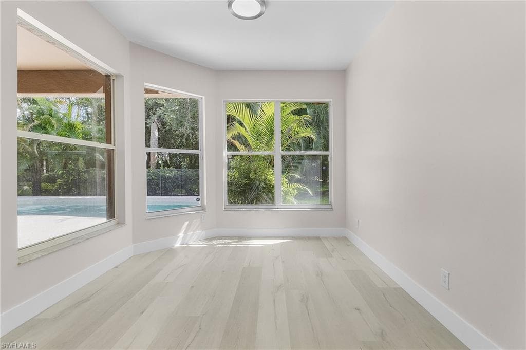 14924 Indigo Lakes Dr, Naples, FL 34119-22