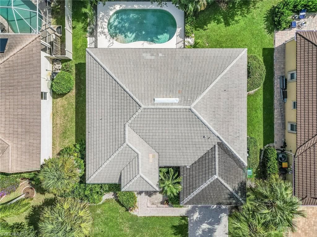 14924 Indigo Lakes Dr, Naples, FL 34119-27