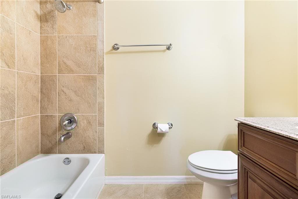 1850 Bald Eagle Dr 404-c, Naples, FL 34105-43