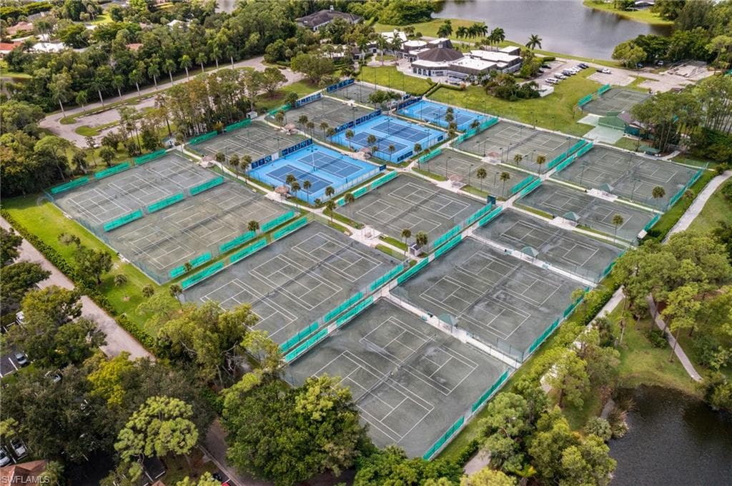 1850 Bald Eagle Dr 404-c, Naples, FL 34105-47