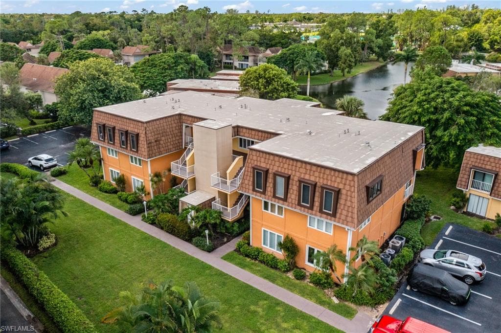 1850 Bald Eagle Dr 404-c, Naples, FL 34105-50