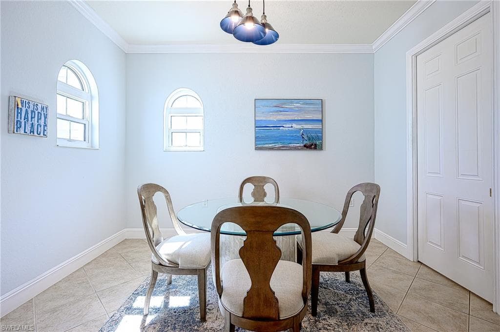 9221 Museo Cir 7-203, Naples, FL 34114-15