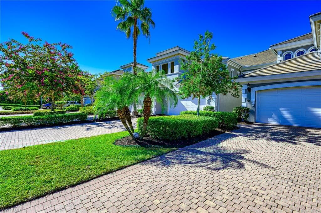 9221 Museo Cir 7-203, Naples, FL 34114-3