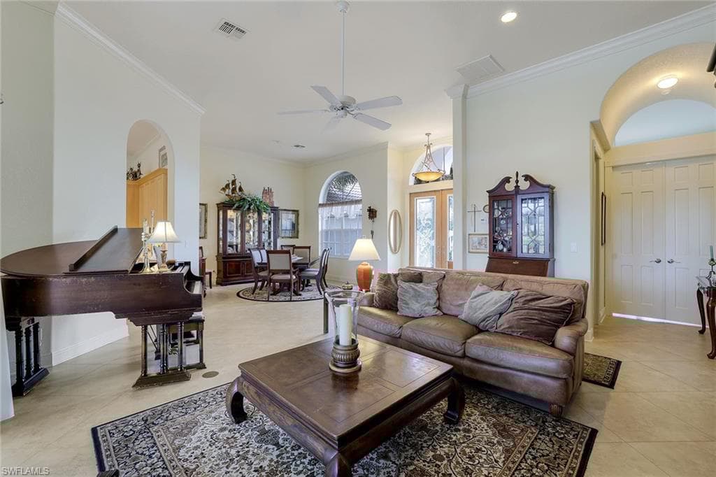 11749 Pintail Ct, Naples, FL 34119-21
