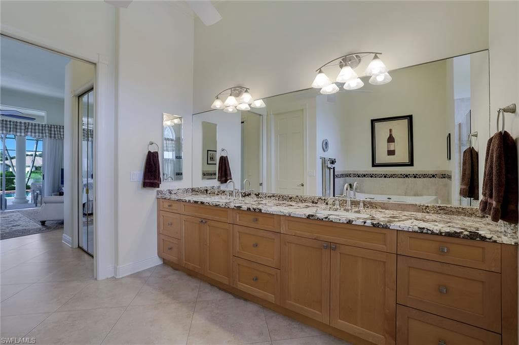 11749 Pintail Ct, Naples, FL 34119-27