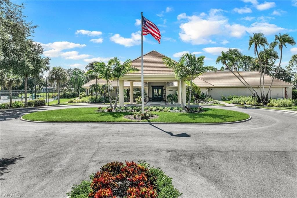11749 Pintail Ct, Naples, FL 34119-47