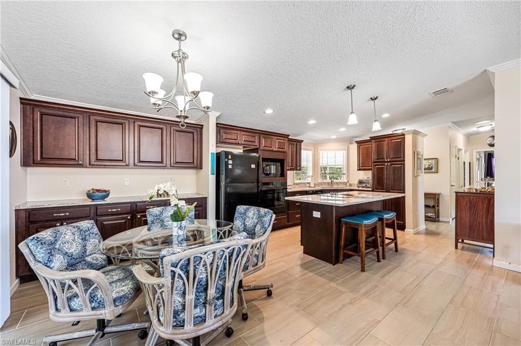 153 Rookery Rd, Naples, FL 34114-11
