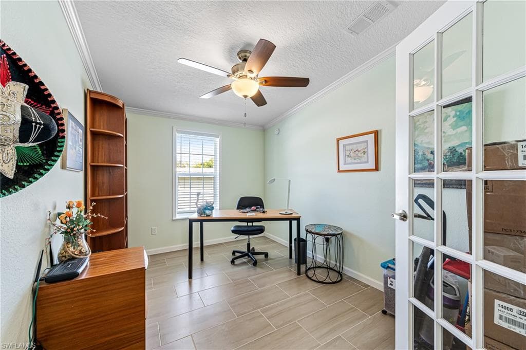 153 Rookery Rd, Naples, FL 34114-24