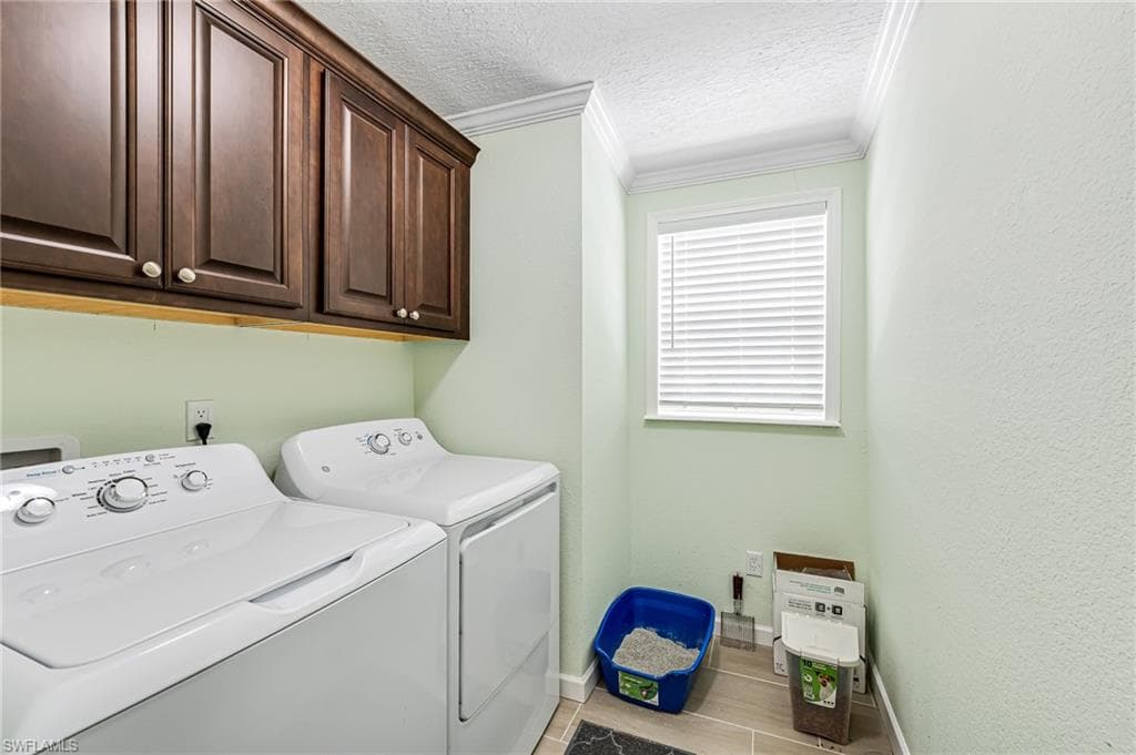 153 Rookery Rd, Naples, FL 34114-29