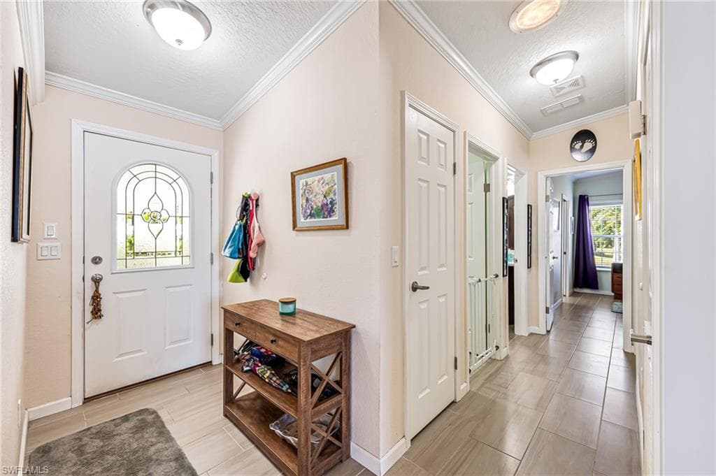 153 Rookery Rd, Naples, FL 34114-7