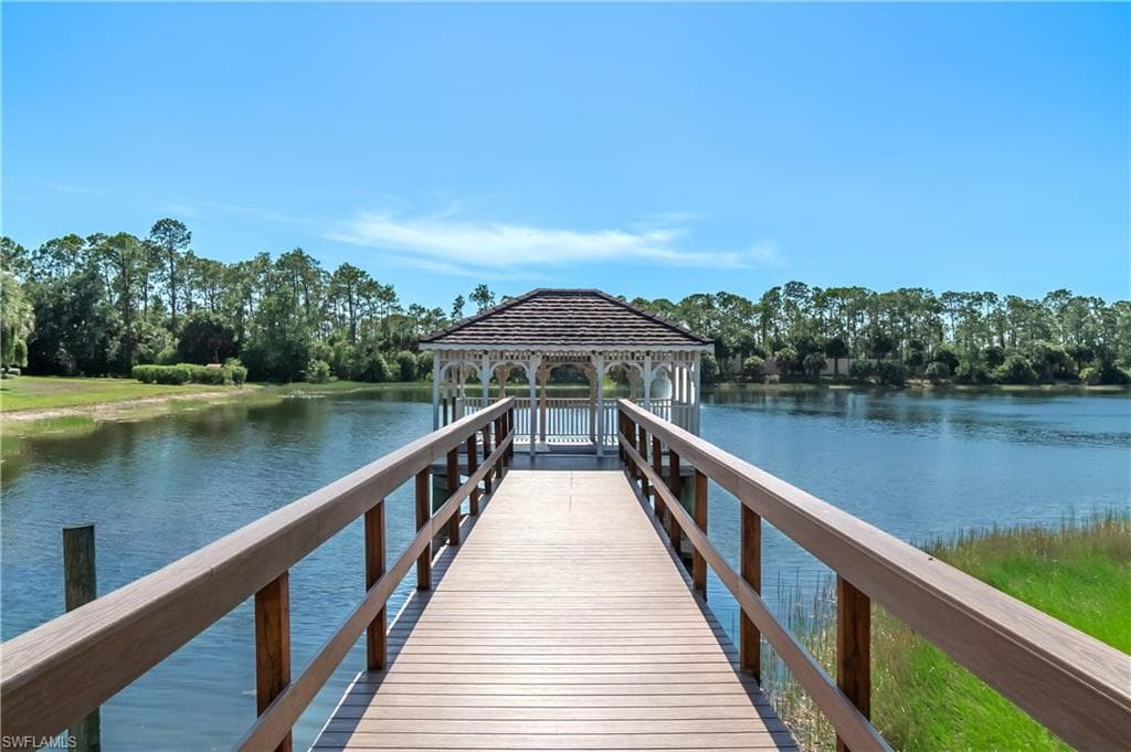 1650 Tarpon Bay Dr S 101, Naples, FL 34119-17