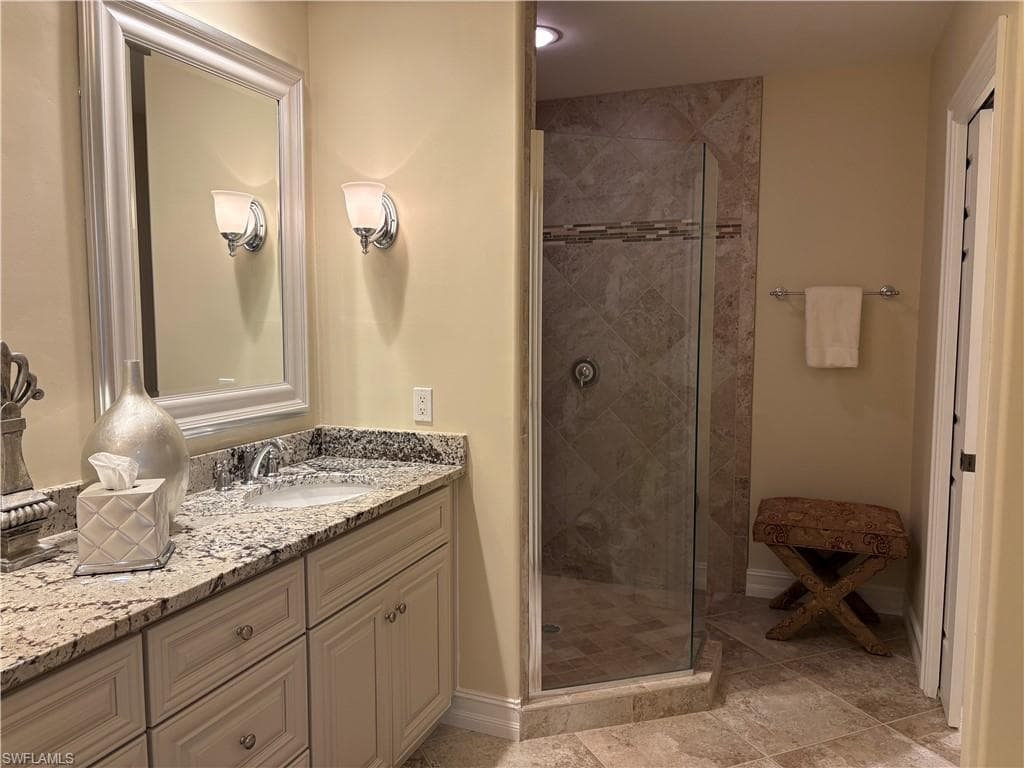 1650 Tarpon Bay Dr S 101, Naples, FL 34119-8