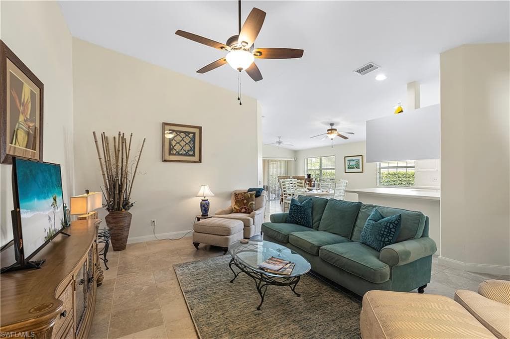 7373 Emilia Ln, Naples, FL 34114-11