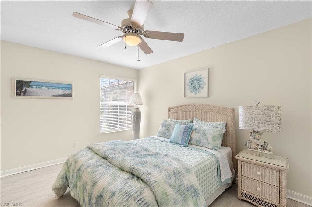 7373 Emilia Ln, Naples, FL 34114-37
