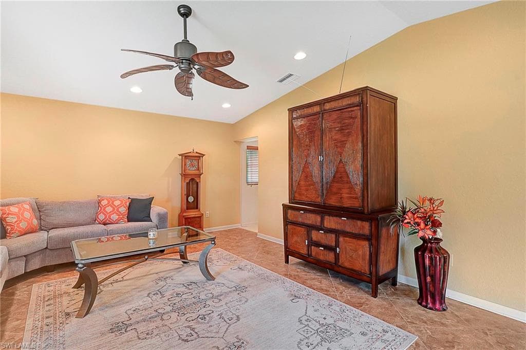 5541 Winkler Rd, Fort Myers, FL 33919-4