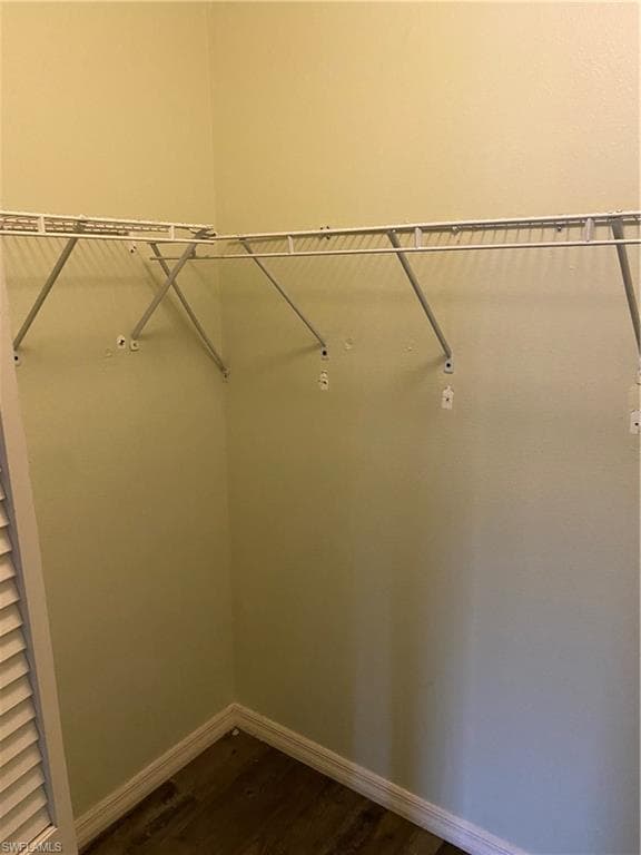 5323 Treetops Dr 203, Naples, FL 34113-15