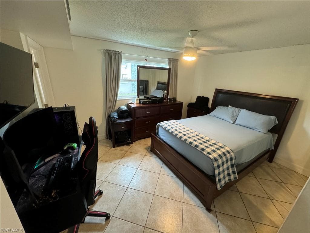 2384 41st St SW D1, Naples, FL 34116-14