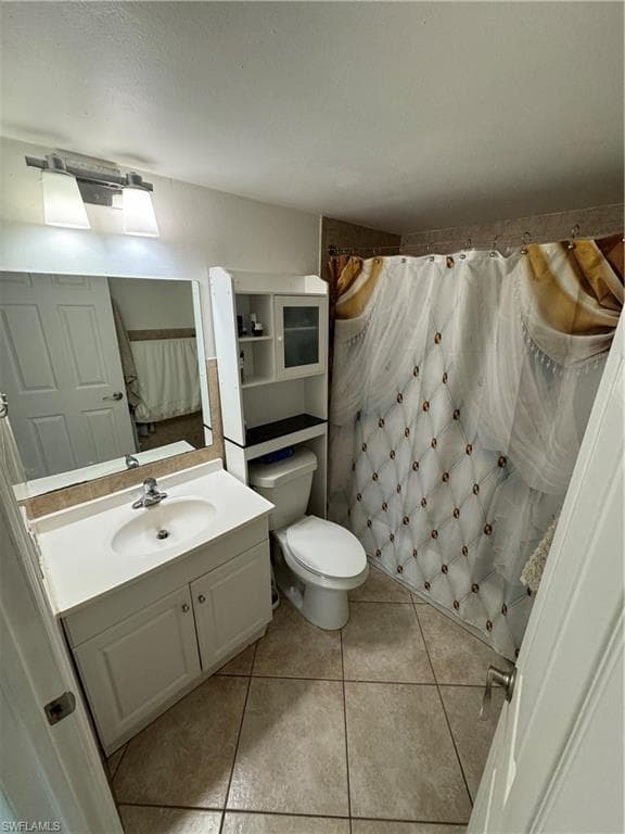 2384 41st St SW D1, Naples, FL 34116-15