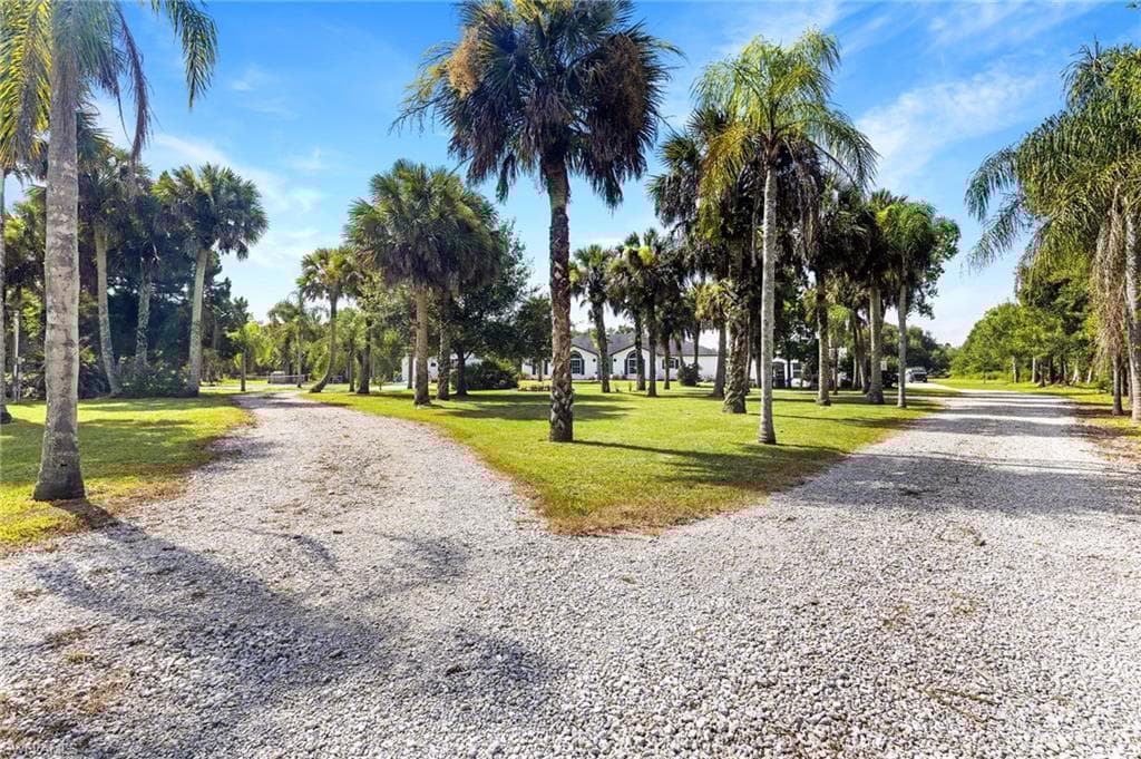 1330 Rock Rd, Naples, FL 34120-44