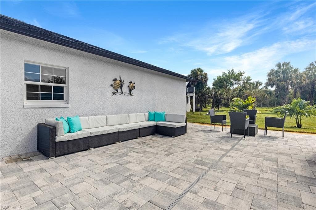 1330 Rock Rd, Naples, FL 34120-46