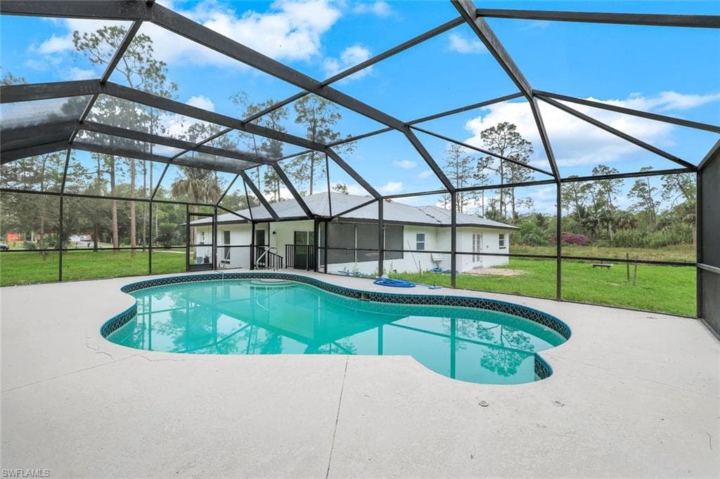 3973 4th Ave SE, Naples, FL 34117-22