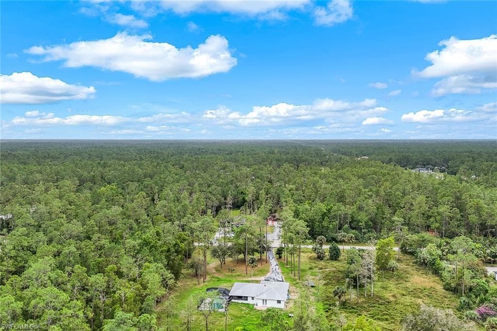3973 4th Ave SE, Naples, FL 34117-26