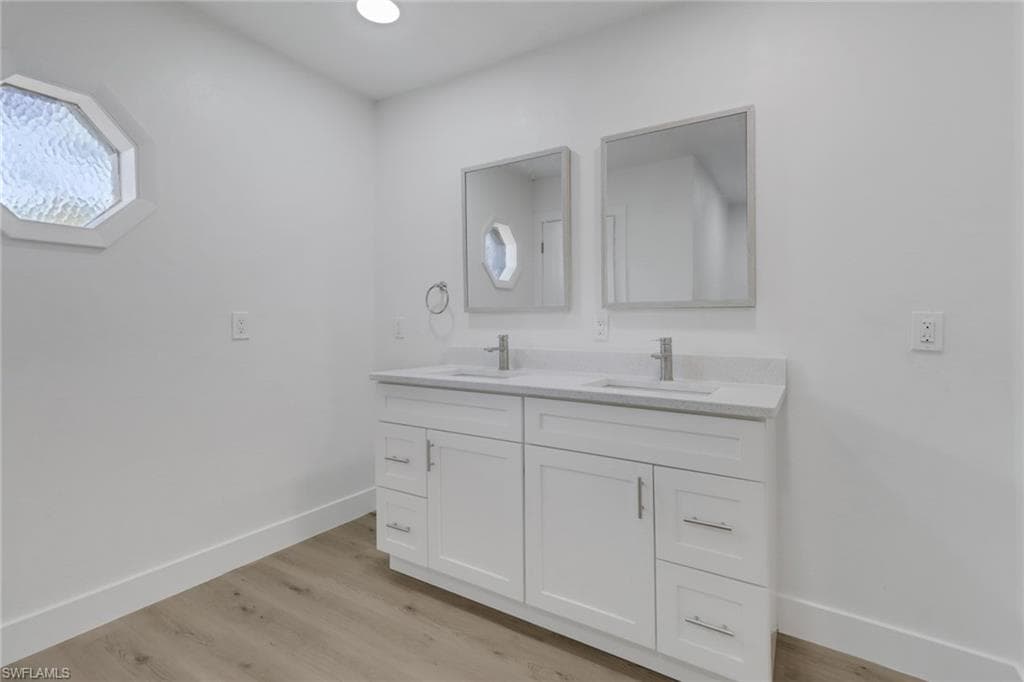 3973 4th Ave SE, Naples, FL 34117-38