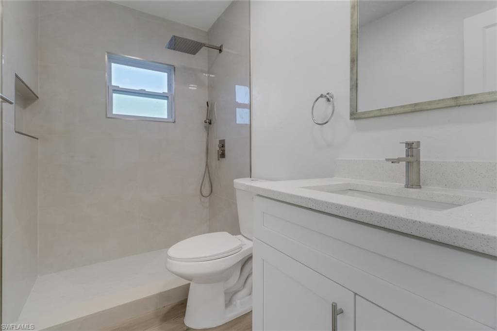 3973 4th Ave SE, Naples, FL 34117-40