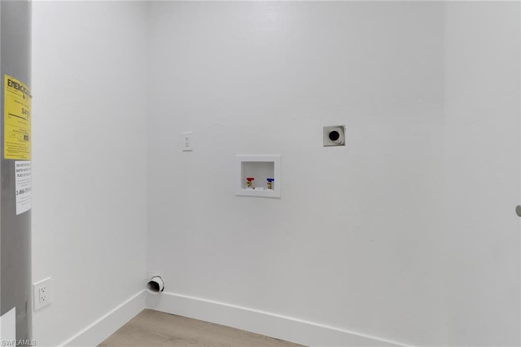 3973 4th Ave SE, Naples, FL 34117-44
