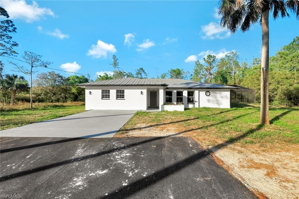 3973 4th Ave SE, Naples, FL 34117-3