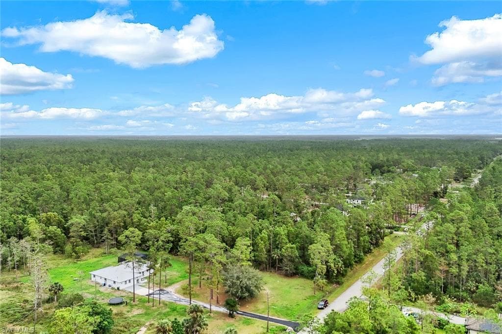 3973 4th Ave SE, Naples, FL 34117-48