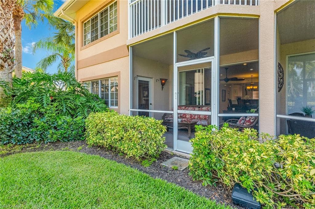 9128 Michael Cir 11, Naples, FL 34113-24