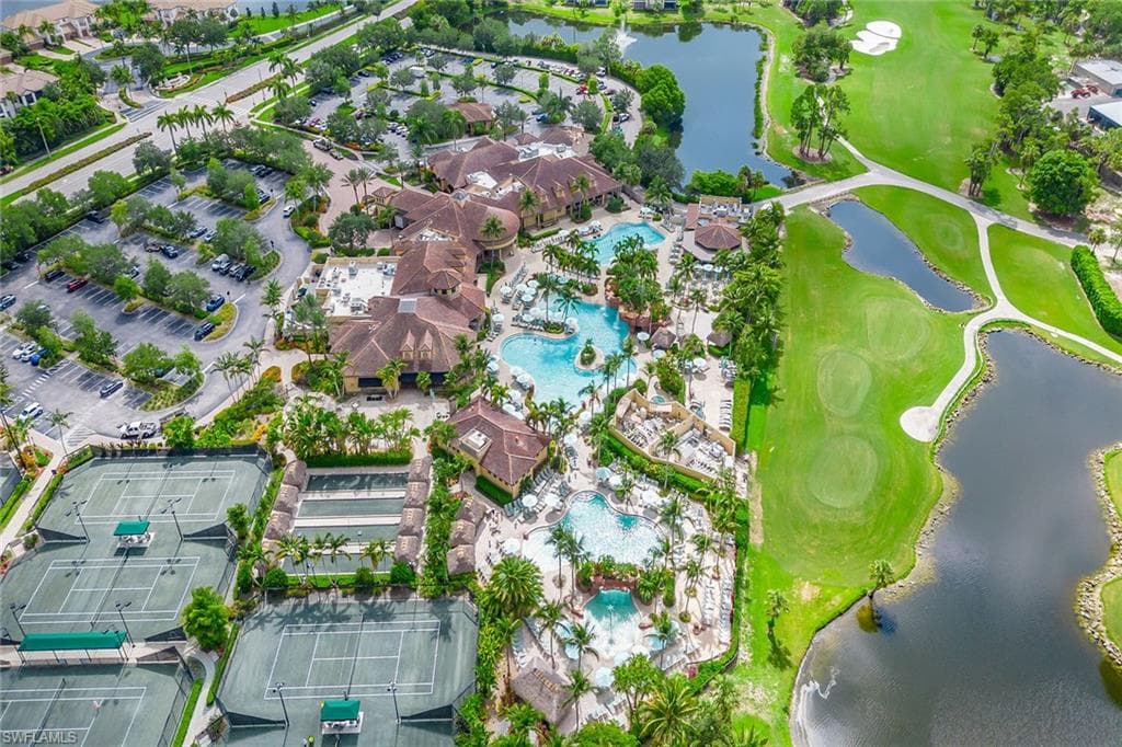 9128 Michael Cir 11, Naples, FL 34113-38