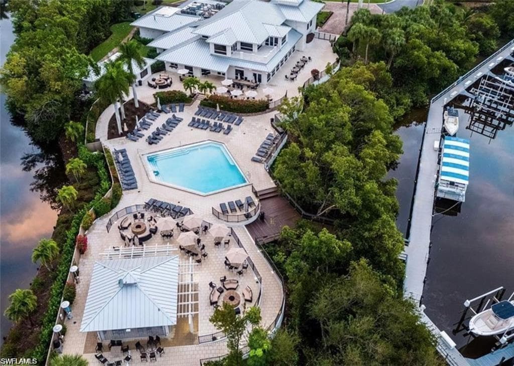 455 Cove Tower Dr 1704, Naples, FL 34110-34