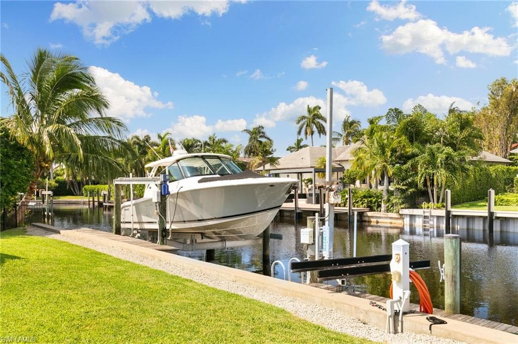 2140 Shad Ct, Naples, FL 34102-16