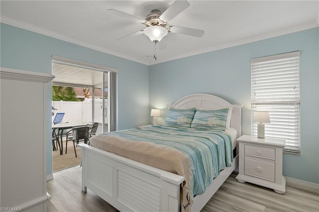 629 95th Ave N, Naples, FL 34108-17