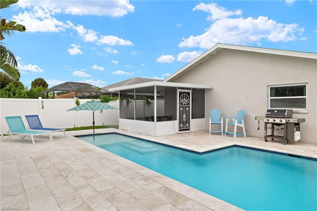 629 95th Ave N, Naples, FL 34108-21