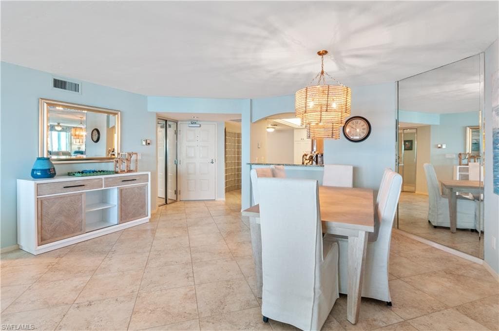 4651 Gulf Shore Blvd N 1202, Naples, FL 34103-11