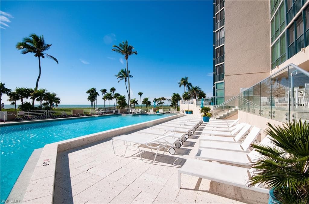 4651 Gulf Shore Blvd N 1202, Naples, FL 34103-31