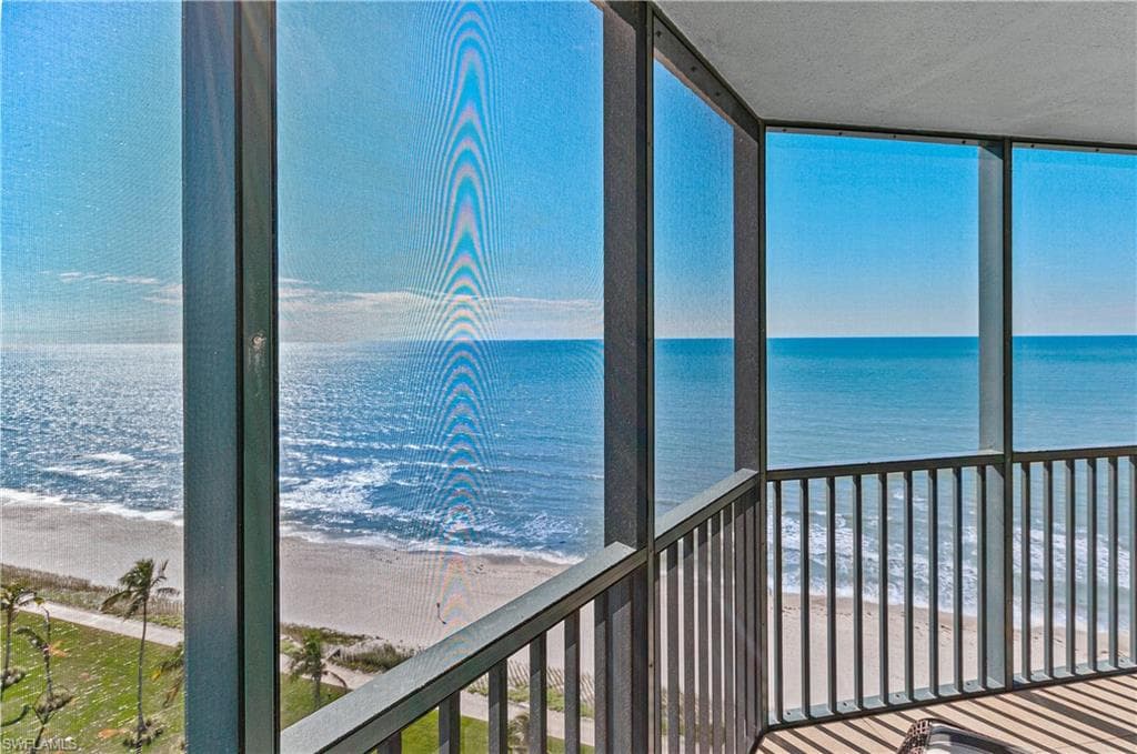 4651 Gulf Shore Blvd N 1202, Naples, FL 34103-4