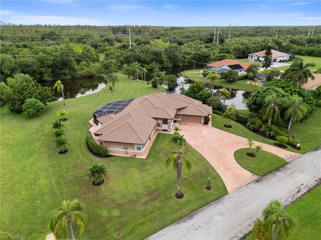 24869 Quixote Ave, Bonita Springs, FL 34135-1