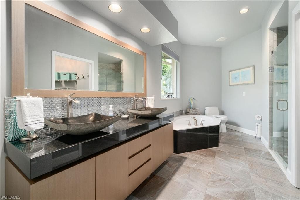 24869 Quixote Ave, Bonita Springs, FL 34135-28