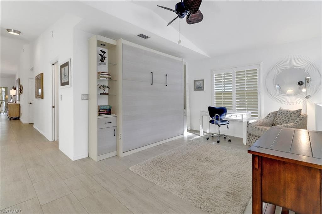 7074 Barrington Cir 202, Naples, FL 34108-6