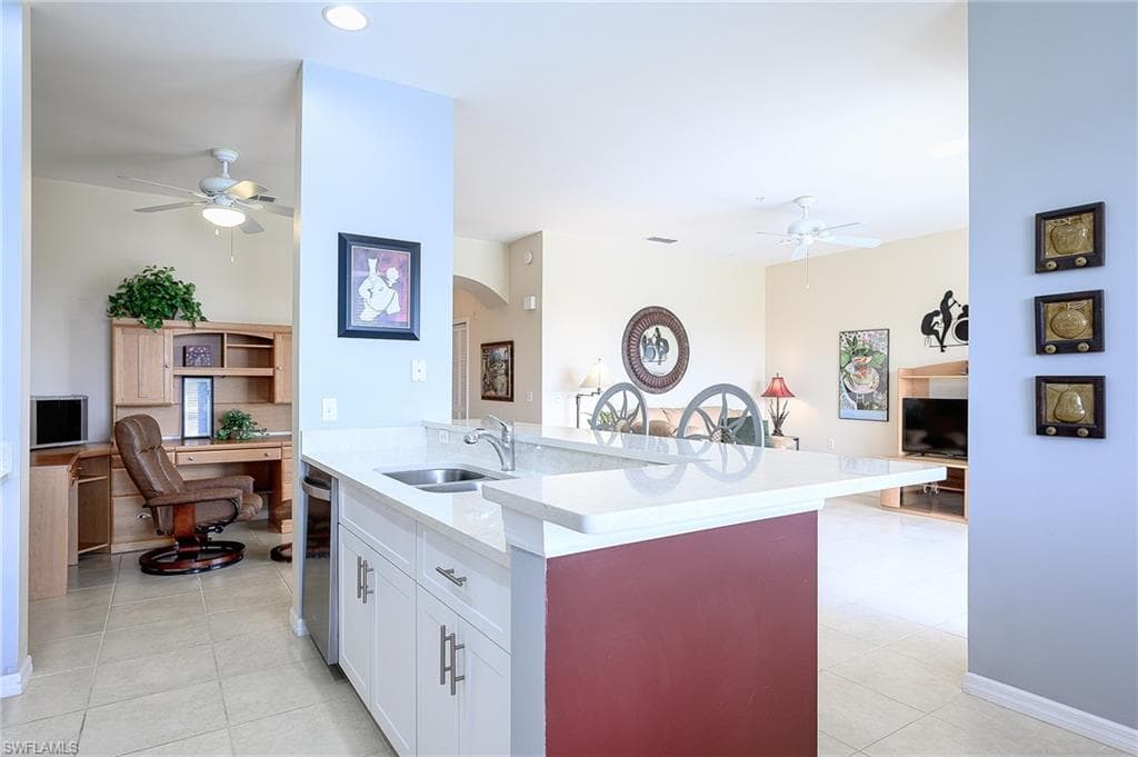3760 Sawgrass Way 3542, Naples, FL 34112-9