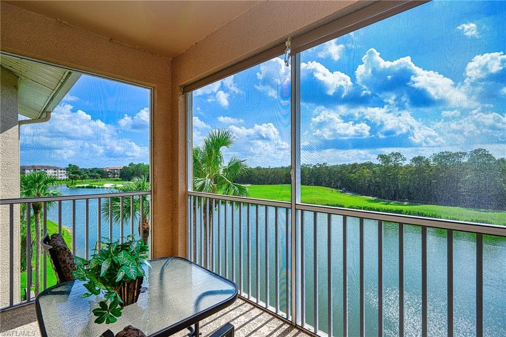 3760 Sawgrass Way 3542, Naples, FL 34112-1