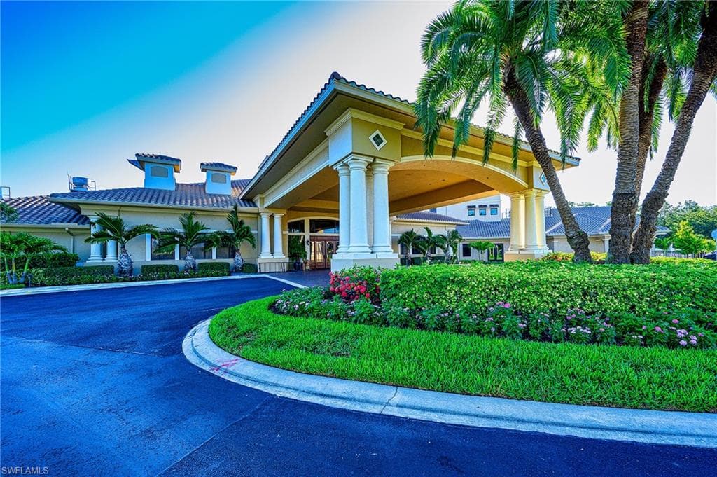 3760 Sawgrass Way 3542, Naples, FL 34112-23