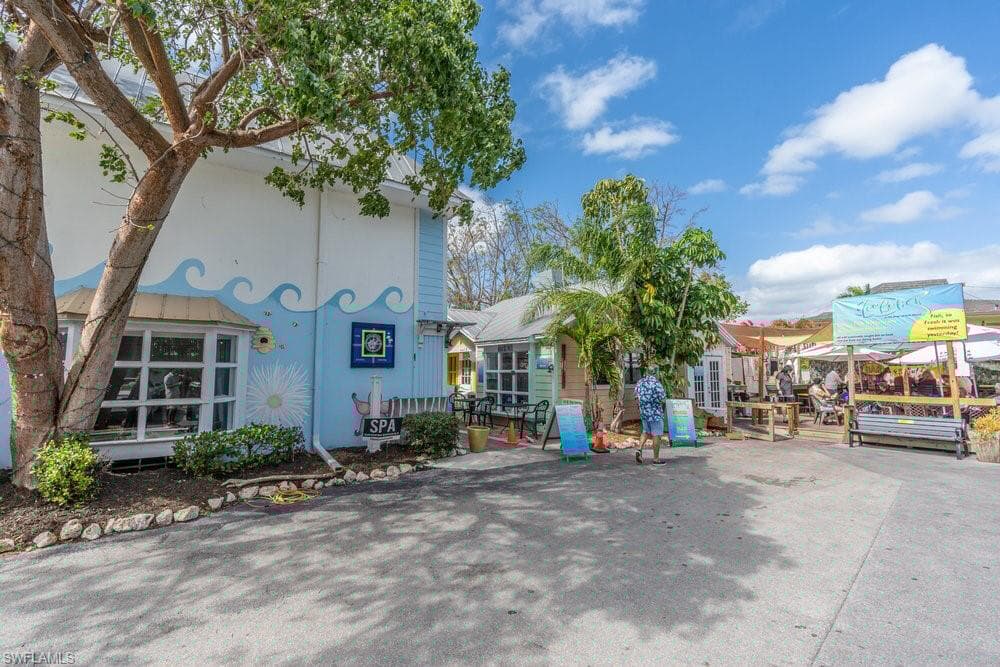 10 Tampa Pl Ph-2, Marco Island, FL 34145-33