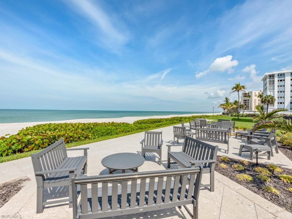 2901 Gulf Shore Blvd N 101s, Naples, FL 34103-26