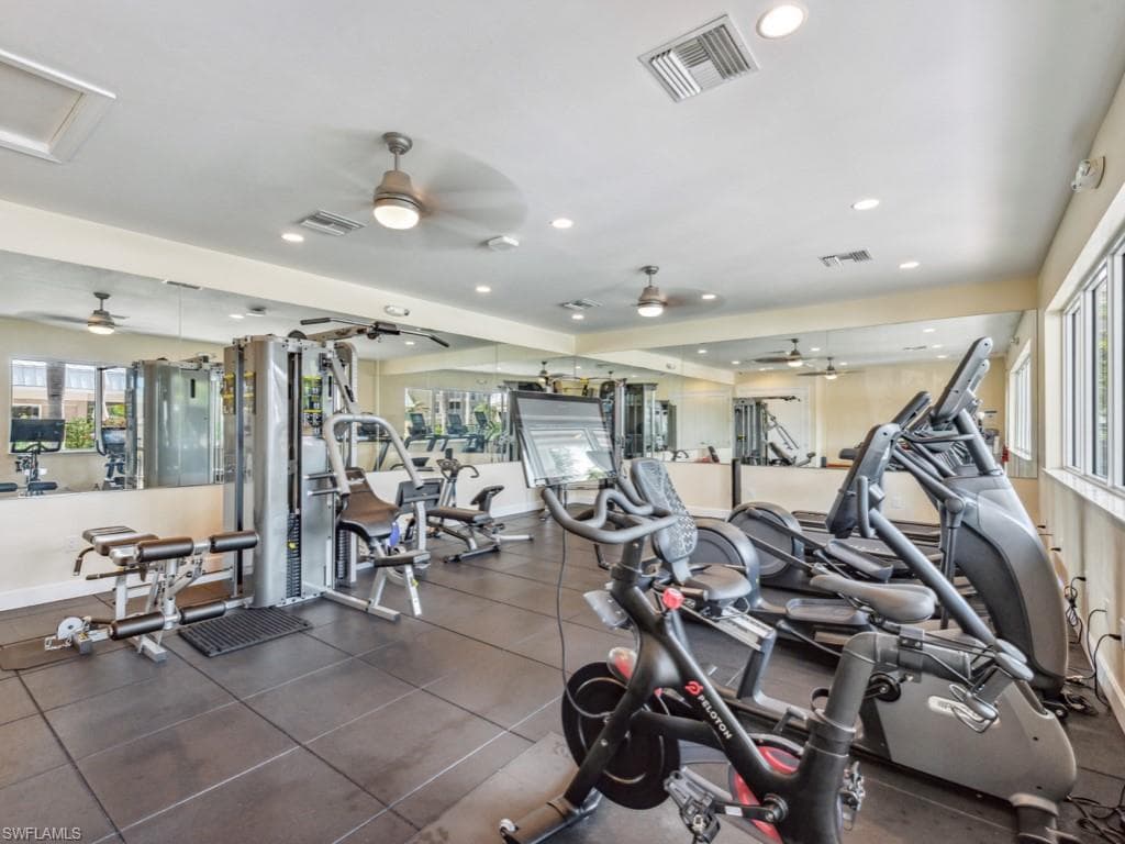 2901 Gulf Shore Blvd N 101s, Naples, FL 34103-27